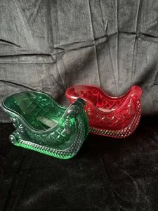 Vintage Set Of 2 Christmas Sleighs, Decorations/ Candy! Red/Green Heavy Plastic - Picture 1 of 6
