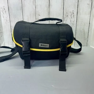 ✅ Nikon Yellow Trim Digital SLR Camera Case Bag 10x6x6 - Picture 1 of 3