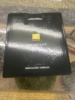 NIKON PROSTAFF P3 10x42 BINOCULARS  BLACK NEW IN BOX AUTHENTIC - Image 1 of 2