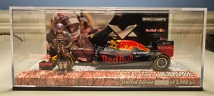 1/43 Minichamps Red Bull RB12 Max Verstappen Austrian GP 2016 w/Figure - Picture 1 of 3
