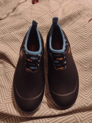 Women's Showave Multi Color Shoes Size 7 New No Box Or Tags Never Worn - Image 1 of 4