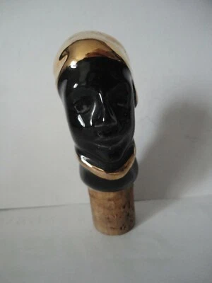 Bouchon ancien avec personnage peint en noir et doré - Photo 1/4