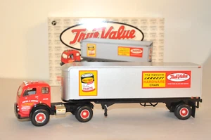 1 st Gear 1953 White 3000 Tractor with Trailer 1:34 Scale Cotter & Co - Picture 1 of 7