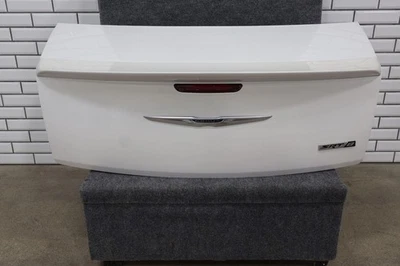 11-23 Chrysler 300 SRT8 OEM Deck Lid W/ Spoiler (Ivory Tri-Coat PWD) W/Camera Foto 1 de 4