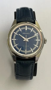 Vintage Seiko 66-7109 Water resistant SEIKO TIME CORP 66B JAPAN Tuxedo 17 JEWELS - Picture 1 of 18