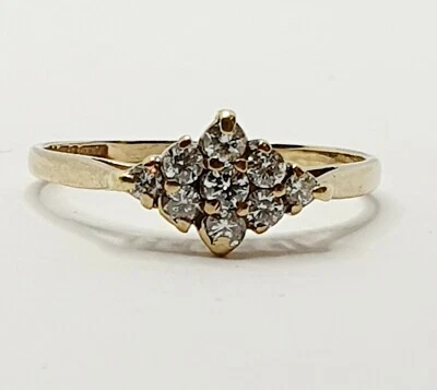 9ct Gold Diamond Cluster Flower 0.30ct Yellow Gold Ring 375 Size O Hallmarked  - Image 1 of 4