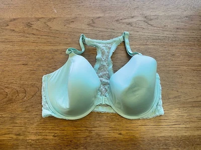 Victoria's Secret Mint Green Lace 40DD Sexy Tee Lined Demi Front Close Bra - Image 1 of 2