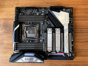 Gigabyte X299 AORUS MASTER - Premium Gaming Mainboard (Gebraucht) - Afbeelding 1 van 3