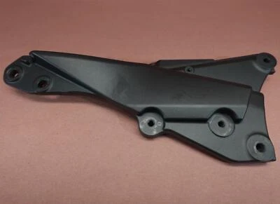 Задний правый кронштейн для крепления подрамника 2014–2016 Kawasaki Ninja 1000 ZX1000 - Изображение 1 из 4