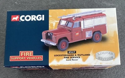 Corgi - 1:43 Scale 07417 Leicestershire & Rutland Fire Service Land Rover. - Image 1 of 4