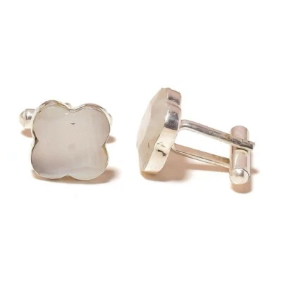 Gemelos decorativos a mano con superposición de plata de piedra lunar gris para él para ella Foto 1 de 2