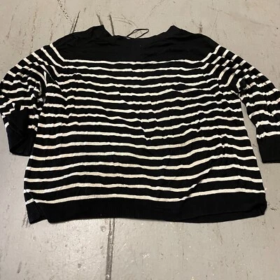 H&M Women's Striped Knit Sweater Size Medium - Image 1 of 4
