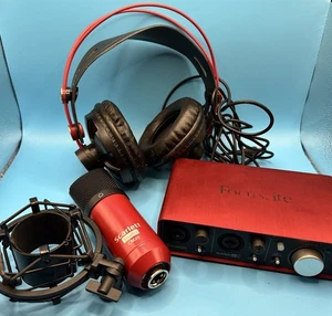 Focusrite Solo Studio USB Audio and Scarlett CM25 Microphone UNTESTED AS IS See - Picture 1 of 7