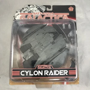 BATTLESTAR GALACTICA Cylon Raider Joyride Series 1 2005 NIP NEW - Picture 1 of 19