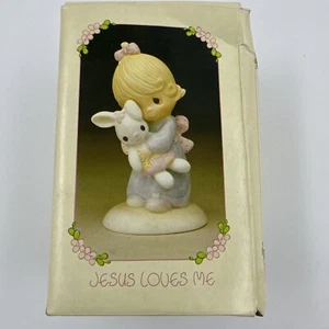 Figurine Enesco Precious Moments Jesus Loves Me 1978 Retired Porcelain NEW IN B - Picture 1 of 4