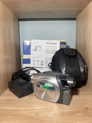 Panasonic VDR-D100 DVD Palmcorder Digital Video Camcorder Camera DVD-RW DVD-RAM  - Image 1 of 4