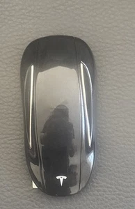 TESLA MODEL X 2016-2020 SMART KEY FOB 1054132-95-G OEM NEW - Picture 1 of 2