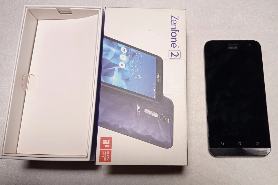 Asus Zenfone 2 con scatola da riparare ZE551ML 64 GB - Immagine 1 di 4