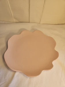 Manger Pink Wavy Edged Plate Platter - Picture 1 of 8