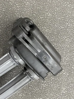 68238603AA Foto 1 de 4