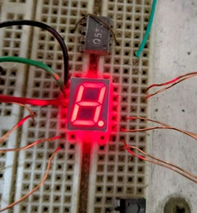 1pcs NOS HD11050 Seven Segment red Display 10mm (0.39inch) dated 1987 Tested - Picture 1 of 3