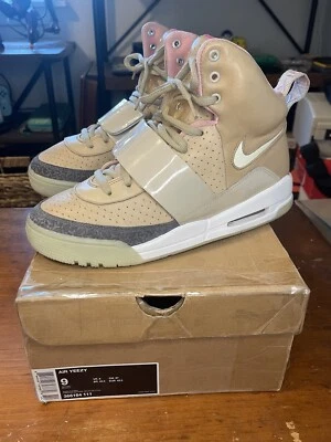 Size 9 - Nike Air Yeezy Net 2009 - Image 1 of 4
