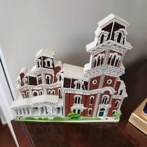 Terrace Hill, Des Moines Iowa- Shelia's Collectibles Shelf Sitter - Picture 1 of 4