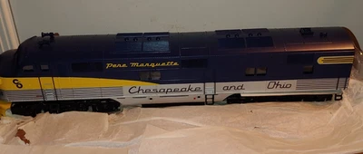 Williams E7-204 E-7 Locomotive Chesapeake & Ohio CAB# 98 Pene Marquette Dummy - Image 1 of 4