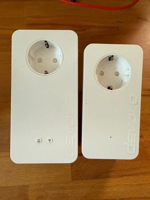 devolo dLAN 1200+ WiFi ac  Starter Kit WLAN Powerline Netzwerk Adapter - Bild 1 von 4