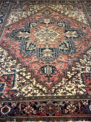 7'8"x8'10" Hand-Knotted 100% Wool Herize Carpet - Area Rug - Square Shaped - Image 1 of 4