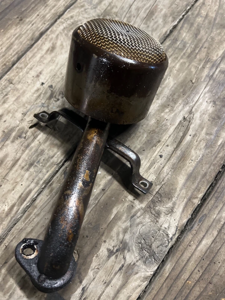 Tubo y pantalla de camioneta de aceite de motor Porsche 928S 78-84 928 Foto 1 de 1