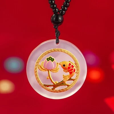 Colgante Redondo Pez Loto Esmalte Regalo Suerte Hoja Calcedonia Oro Amarillo 24K Foto 1 de 4