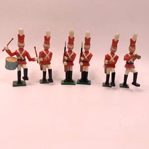 Vintage Wilton Babes in Toyland Soldiers Cake Toppers Set of 6 Vintage 1970's - Picture 1 of 6