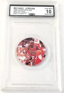 1995 UPPER DECK MICHAEL JORDAN POG  #32 GEM 10 - Picture 1 of 3