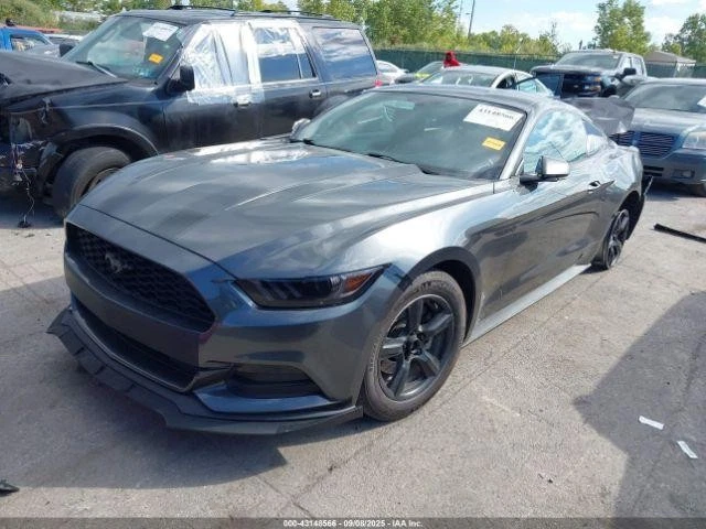 Cinturón de seguridad delantero izquierdo usado se adapta a: Ford Mustang 2017 canastilla conductor retractor Foto 1 de 4