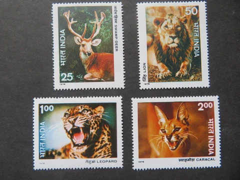 1976 India Wildlife Set SG825-8 Unmounted Mint Cover
