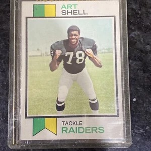 Art Shell Rookie 1973 Topps Football #77 Raiders HOF Error Rookie RC Card - Picture 1 of 24