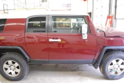 Used Engine Coolant Reservoir fits: 2008 Toyota Fj cruiser  Grade A - Image 1 of 4