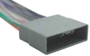 Fits Honda CR-V 2007-20011 Factory Stereo to Aftermarket Radio Harness Adapter - Picture 1 of 2