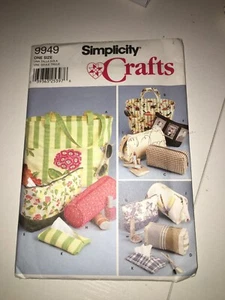 CRAFTS UNCUT SIMPLICITY 9949 Sewing Pattern PURSE TOTE BAG ZIPPER POUCH MAKEUP - Picture 1 of 3
