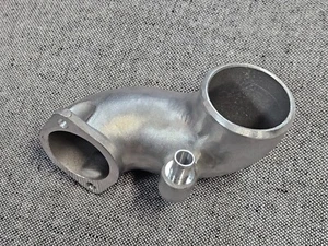 1HDFTE GMT cast alloy bolt on turbo intake - 100 series - Picture 1 of 14