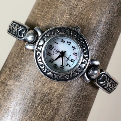 Винтажные женские кварцевые часы Wrangler 2443QB модный циферблат MOP серебристые 22 мм 6 дюймов - Изображение 1 из 4