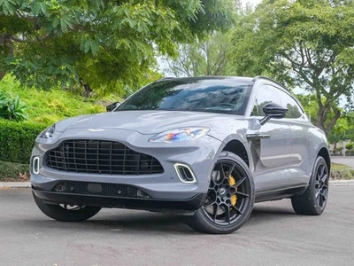 2021 Aston Martin DBX  Foto 1 de 4