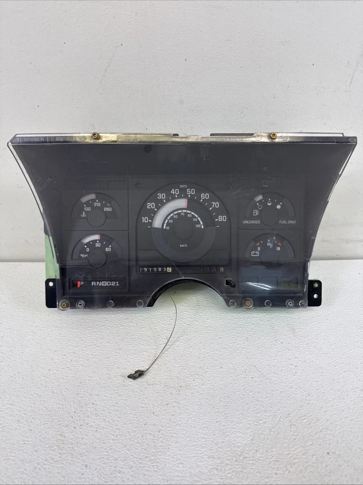 Cuadro de instrumentos 88-91 Chevy GMC Truck C/K 1500 C2500 C3500 OEM 16124865 151K Foto 1 de 4