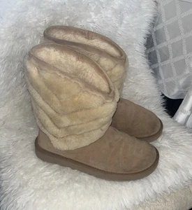 UGG Tania 1012391 Chestnut Damenstiefel Größe 10 - Bild 1 von 11