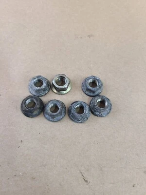 1996 - 2000 OEM Honda Civic Del Sol entrada de ar coletor porca de montagem 7x - Imagem 1 de 4