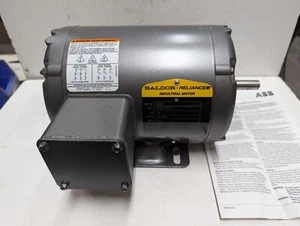 Motor eléctrico Baldor M3457 .33 HP, 3450 RPM, 230/460 3Ph, TENV, 48 cuadros - Imagen 1 de 6