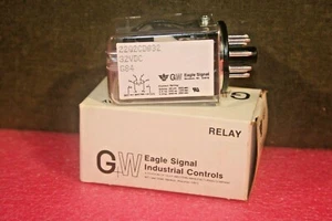 Relé Eagle Signal 22Q2CD032 32VDC; G84 - Imagen 1 de 8