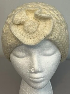 Womens Winter Hat Hand Crocheted Vintage Clothing Cream White Retro 1970's - Picture 1 of 9