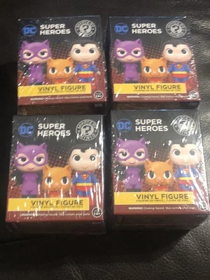 (4) Lote de figuras de vinilo Funko Mystery Minis DC Super Heroes NUEVO EN CAJA Find Chasers Foto 1 de 4